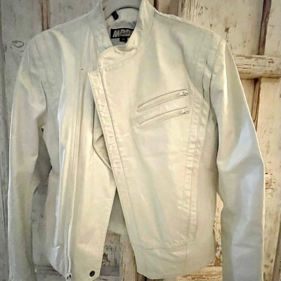 Fabulous Vintage 80’s Leather Jacket - Picture 3 of 9